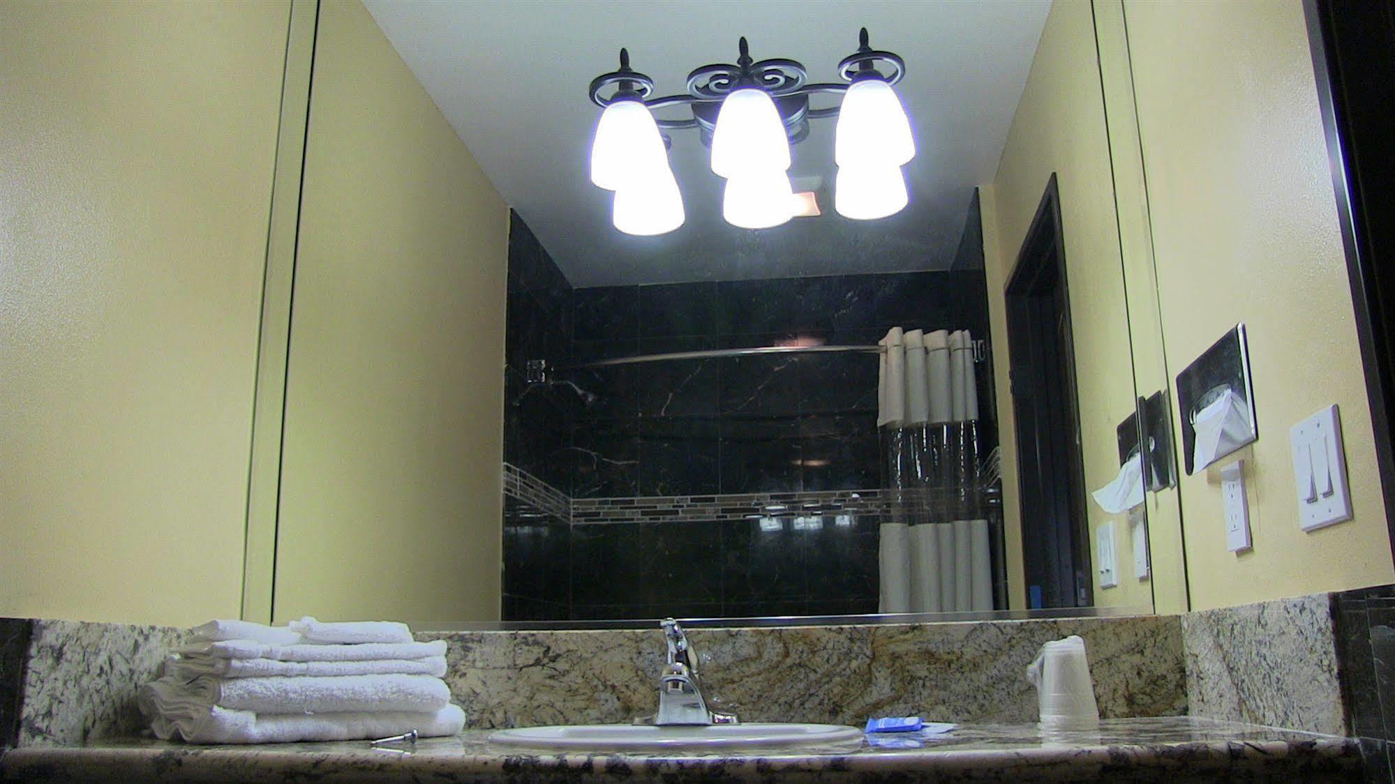 Redondo Beach Inn-Lax (Adults Only) Gardena